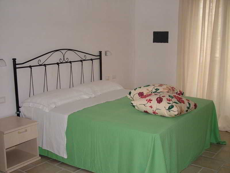 Family Village Otranto Alimini Luaran gambar